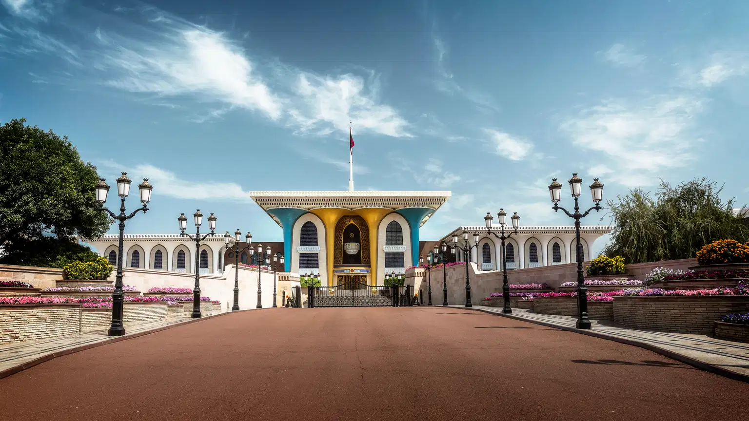 Escape to Oman | From Desert Dunes to Coastal Blues