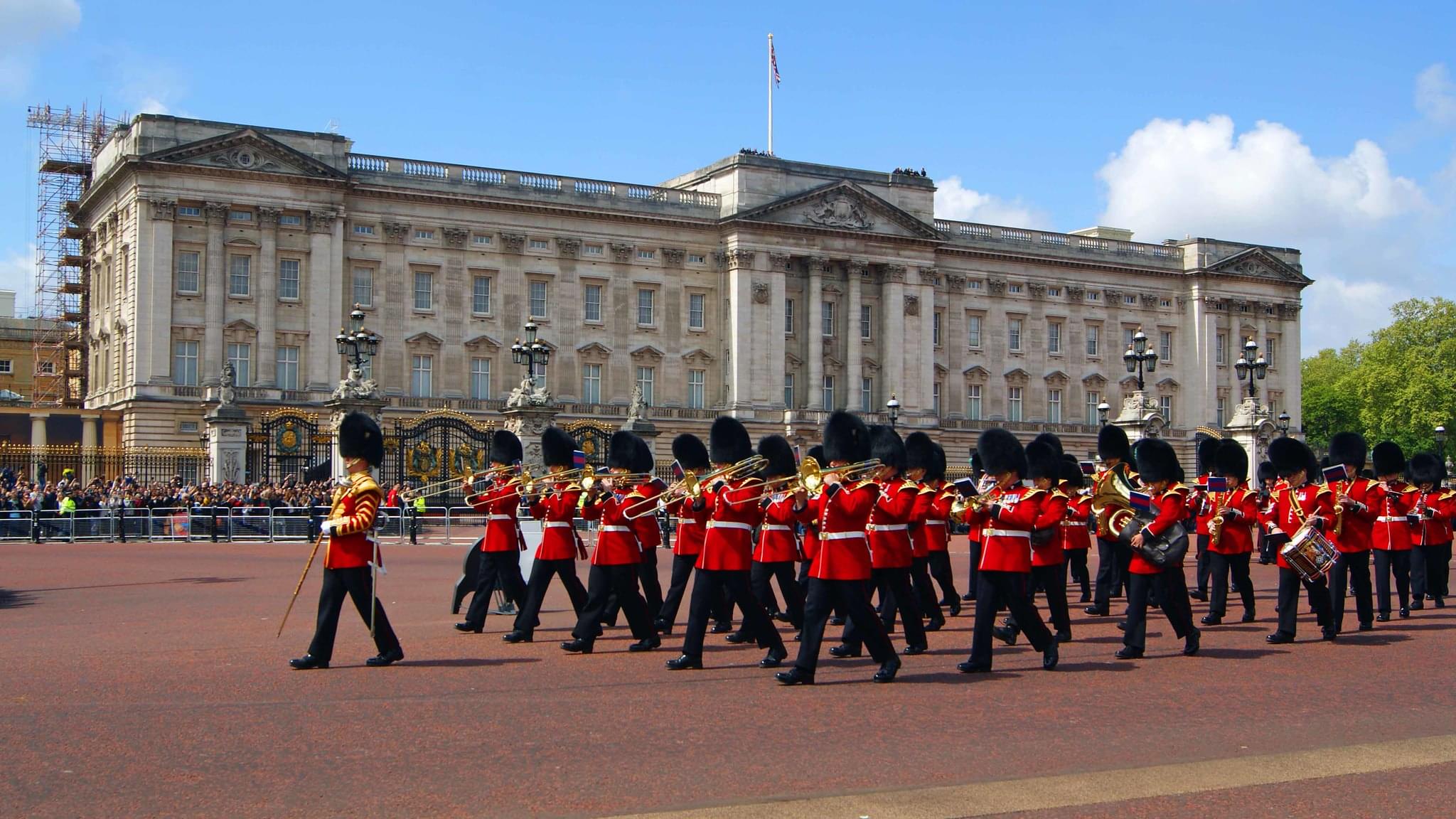 Watch the Changing of the Buckingham Palace Guards