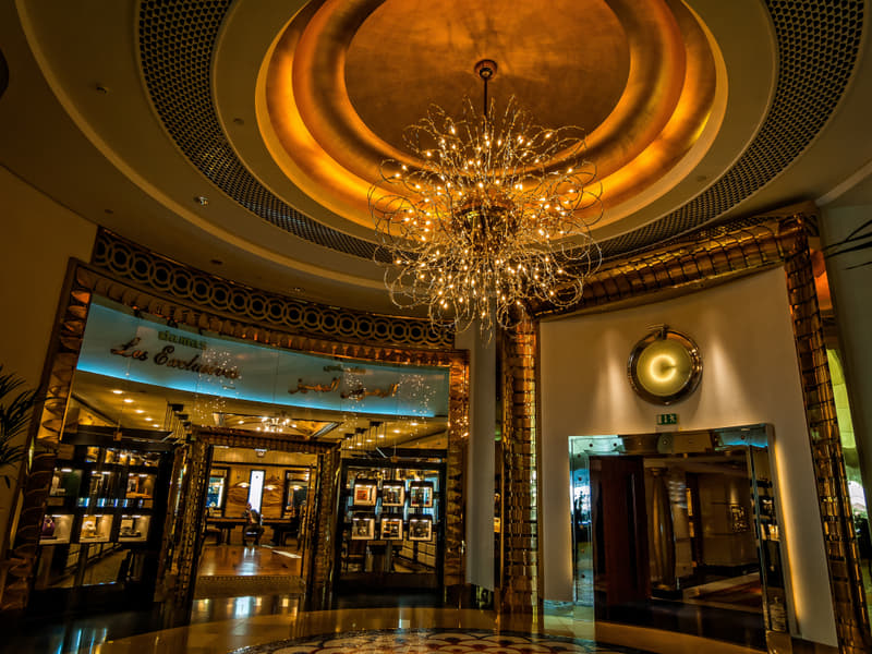 Inside Burj Al Arab Tour Image