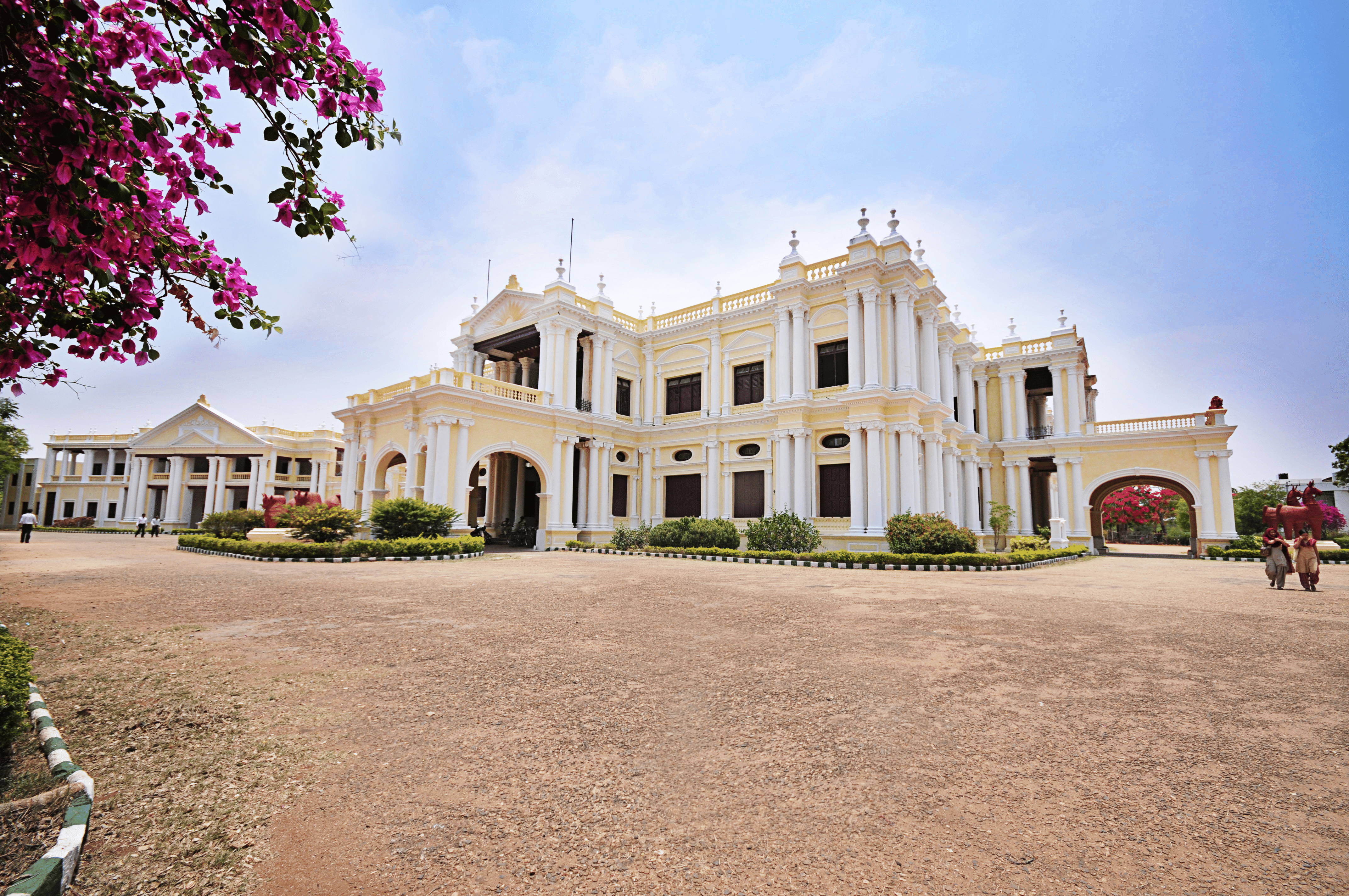 Attend Folk Art Workshops and Events