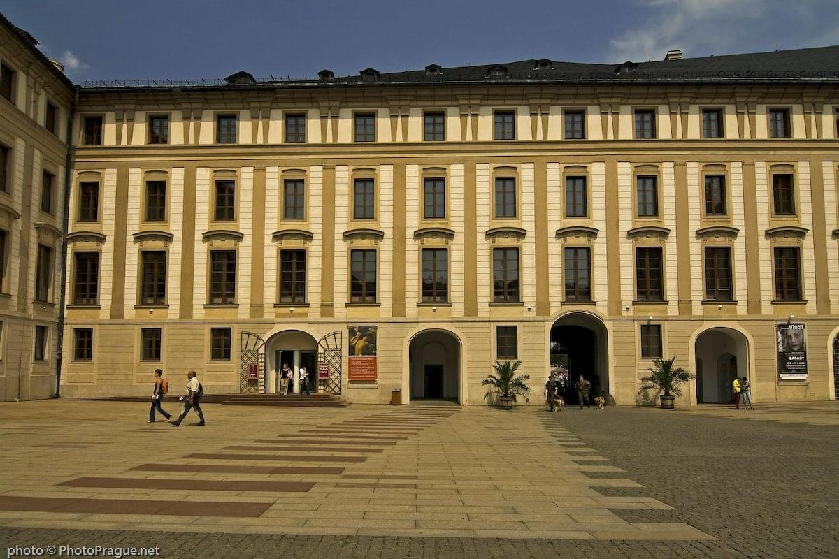 Prague Castle Picture Gallery Overview