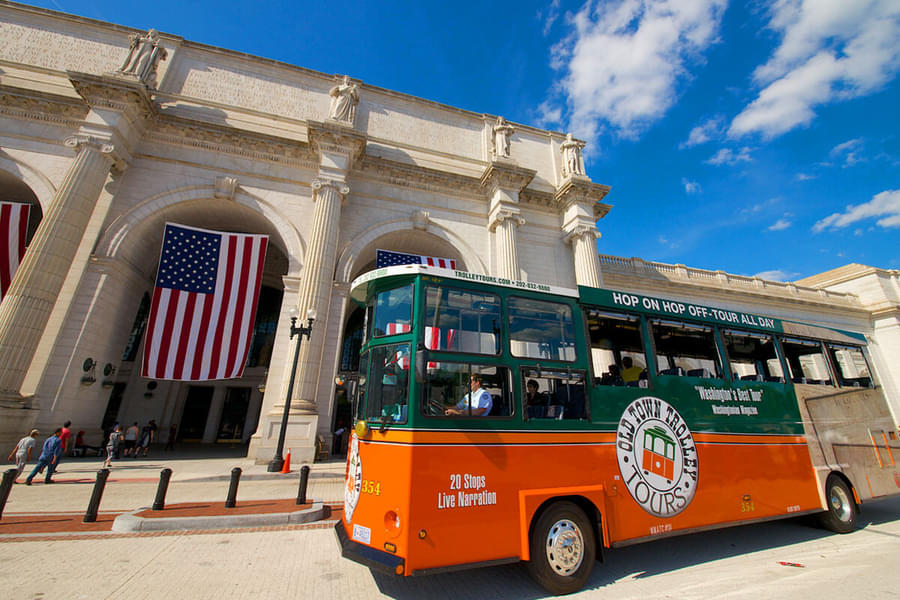 Old Town Trolley City Tour, Washington DC Image