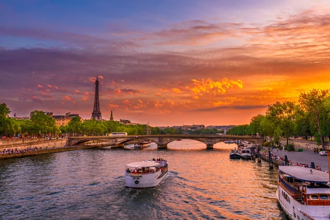 Sunset over Seine River Cruise, Paris