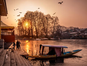 Beautiful View of Dal Lake in the Evening, Kashmir