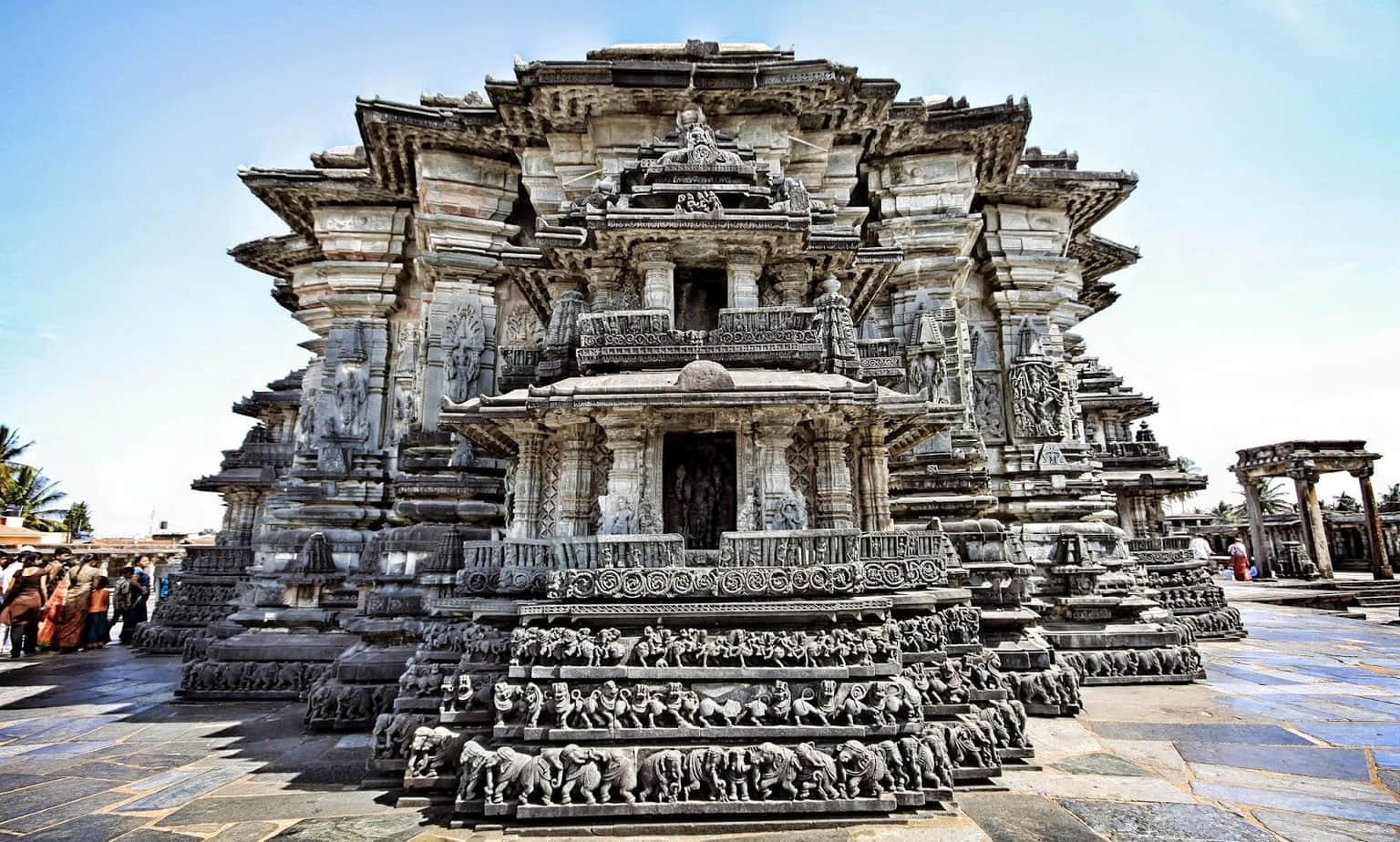 Temple Of Halebid And Belur