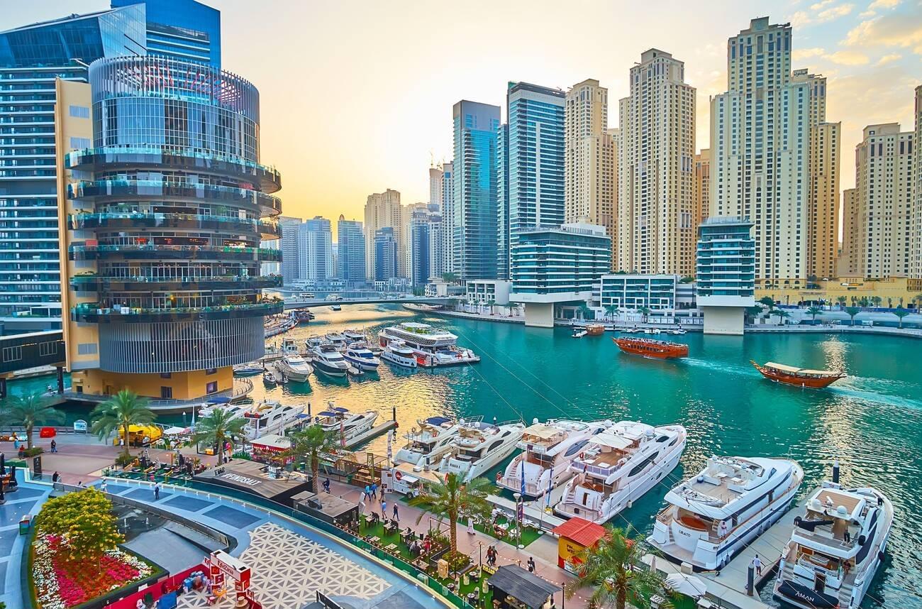 Dhow boat cruise through Dubai Marina canals