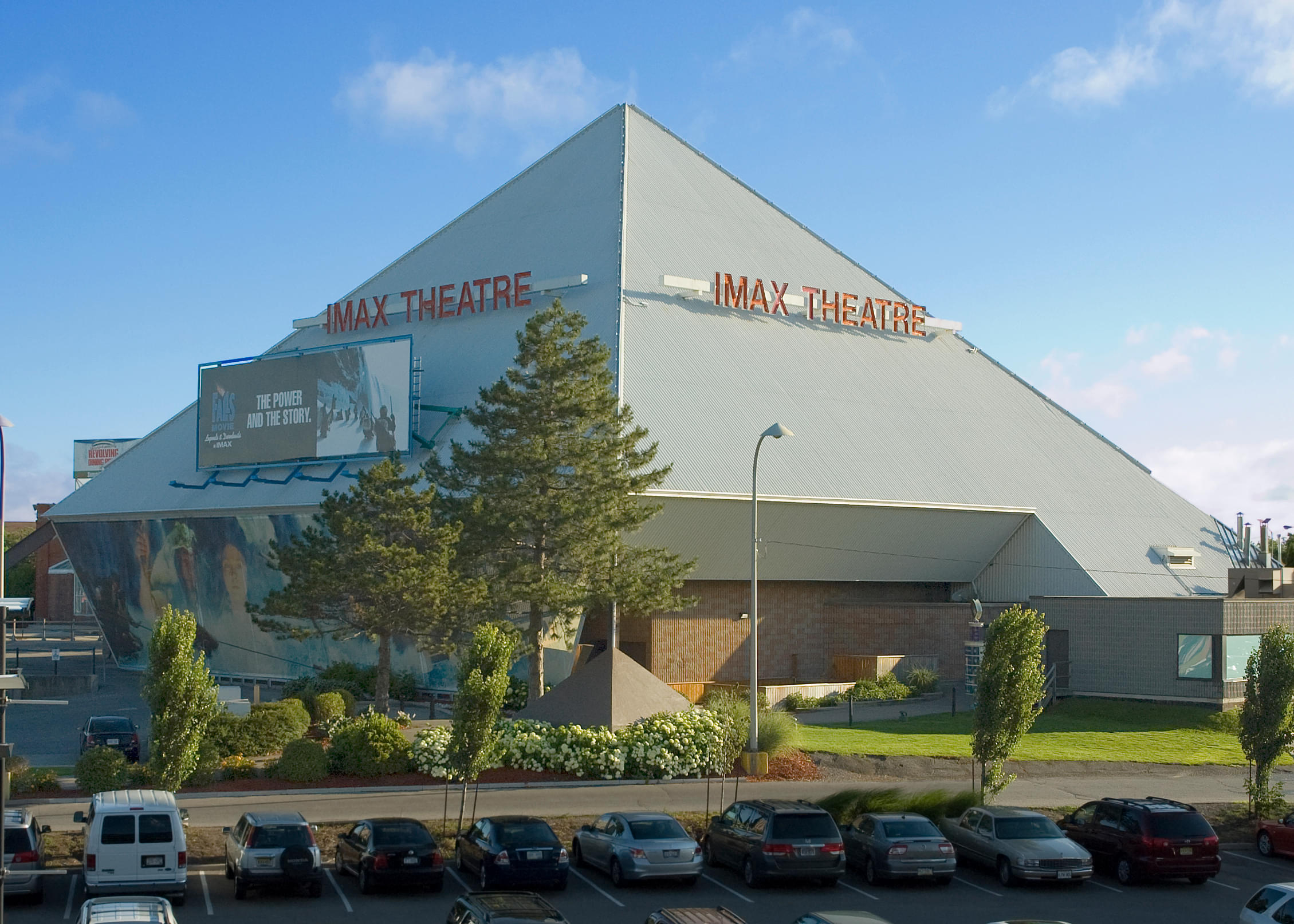 Niagara Adventure Theatre Overview