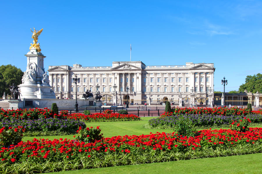 Take a 9-hour historical and cultural trip in London