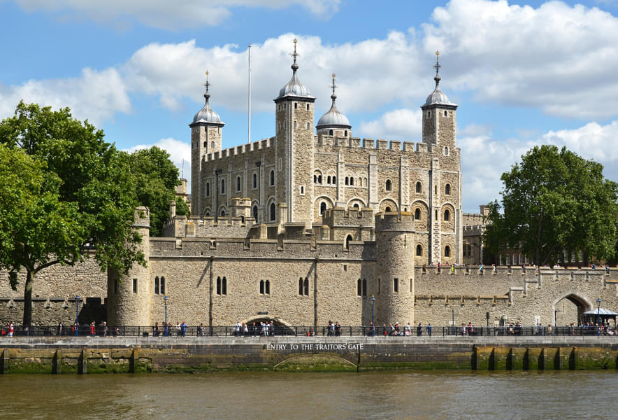 Visit Tower of London and get historical insights from the guide