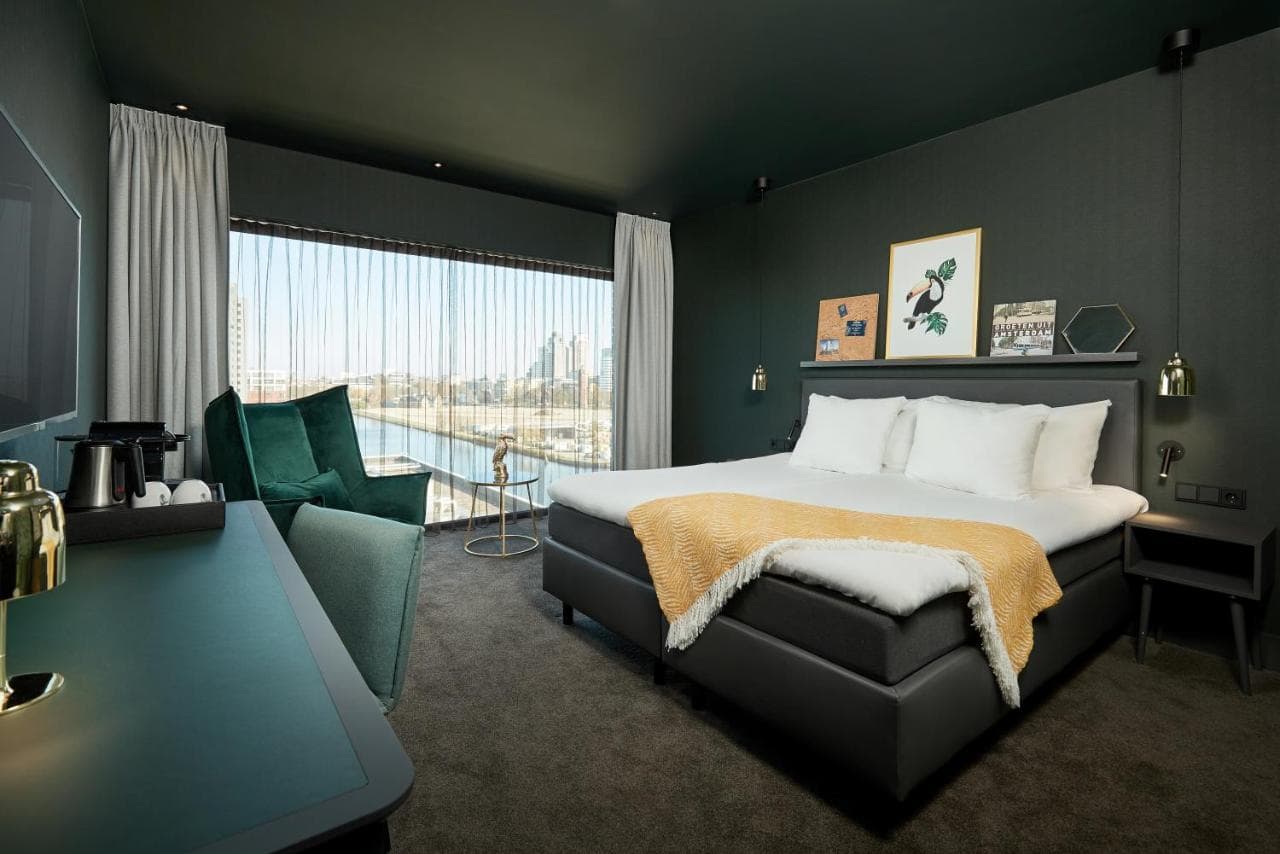 Van Der Valk, Amsterdam