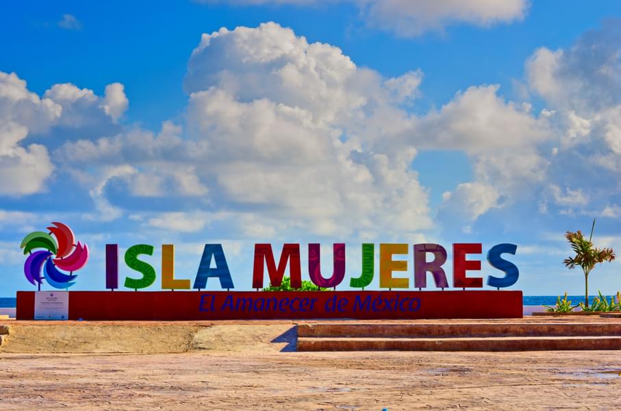 Isla Mujeres: All-Inclusive Catamaran Tour