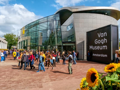 This popular attraction of Amsterdam houses the largest collection of artworks by Vincent van Gogh in the world.