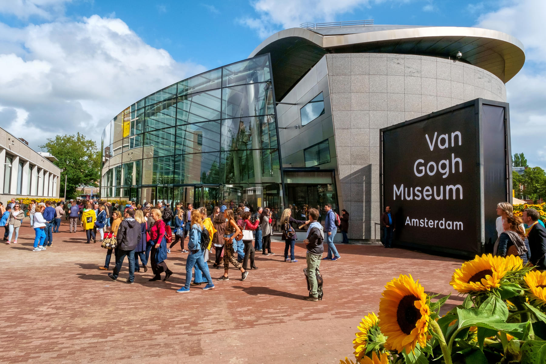 This popular attraction of Amsterdam houses the largest collection of artworks by Vincent van Gogh in the world.