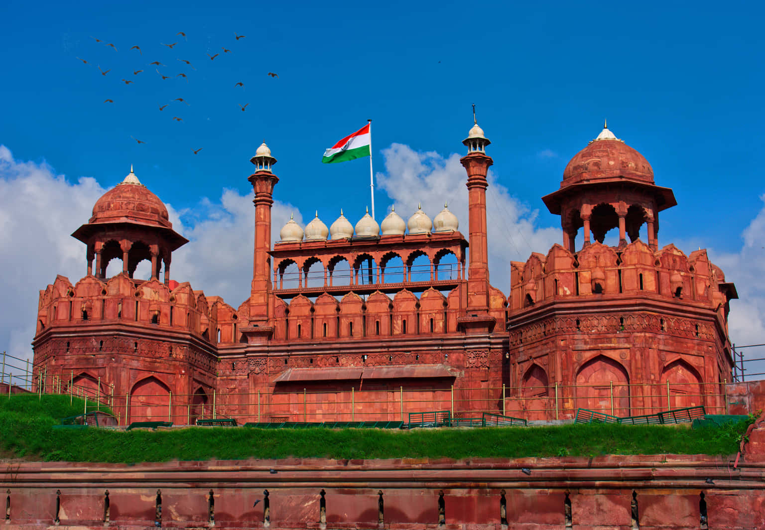 Golden Triangle Tour | Delhi Agra Jaipur