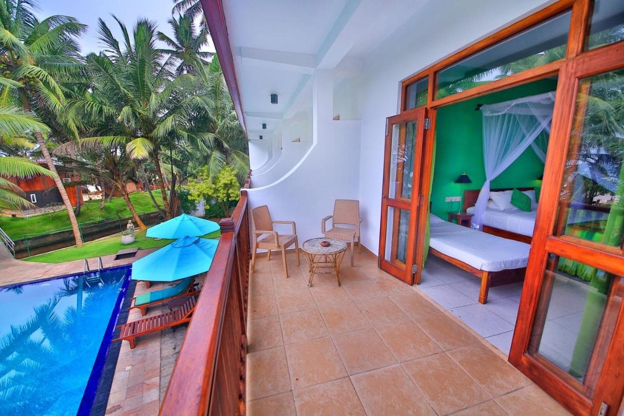 Rockside Beach Resort, Bentota
