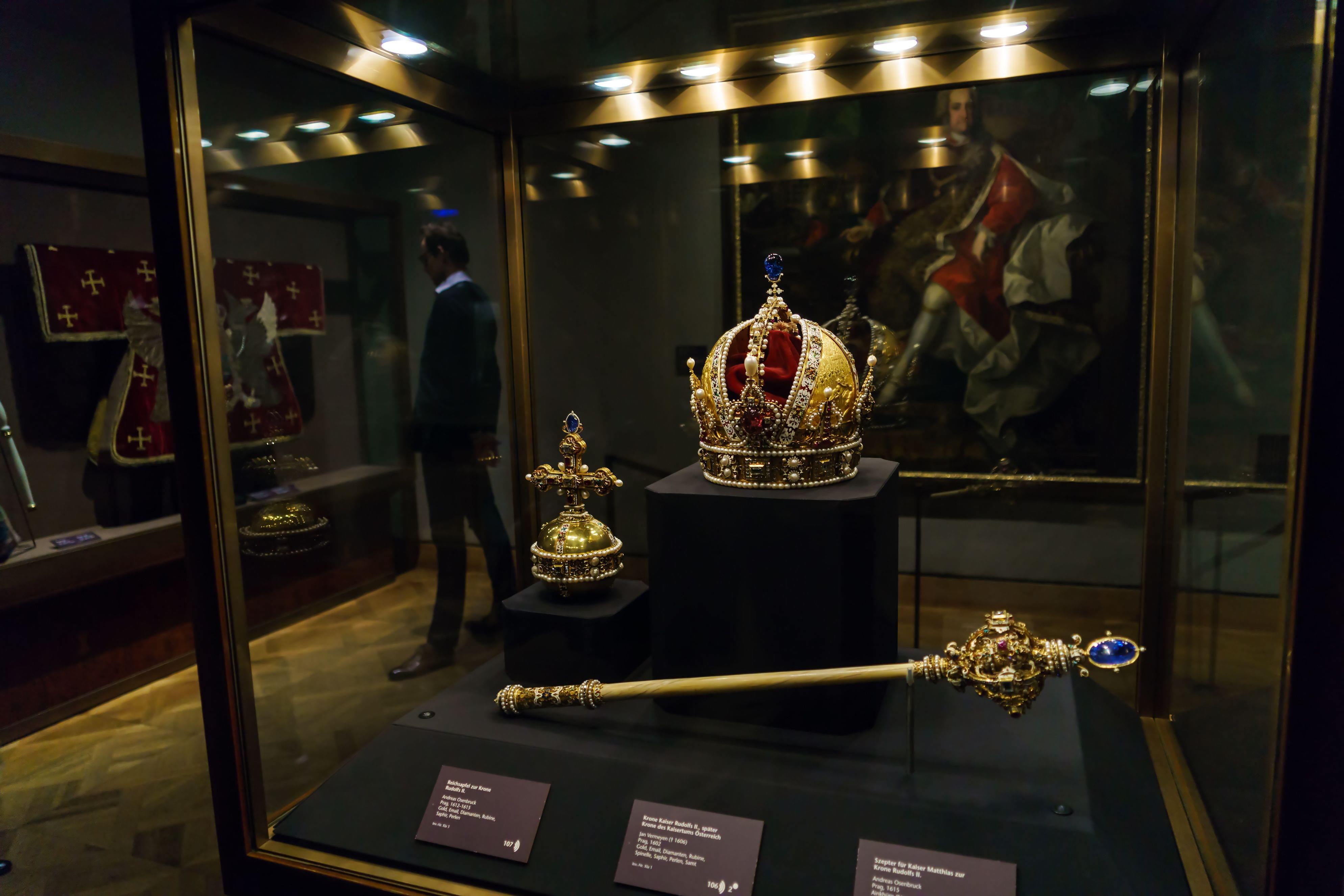 Collections in Imperial Treasury Vienna