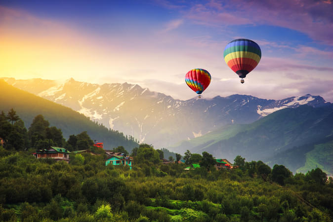 Go for Hot air balloon ride in Manali and experience the thrill of floating amongst clouds