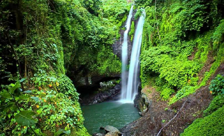 Aling Aling Waterfall, <em>Bali</em>