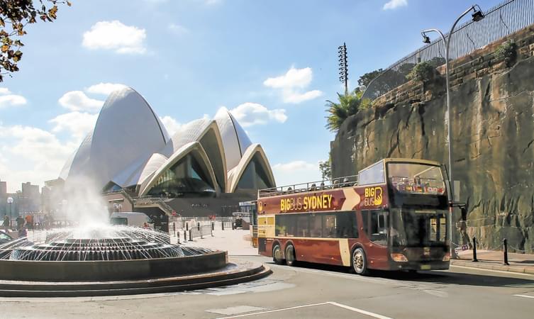 Big Bus Hop on Hop off tour, Sydney