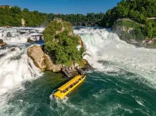 Q00lfmcsf19f80s7ix7jab7271un boat%20ride%20at%20rhine%20falls 1