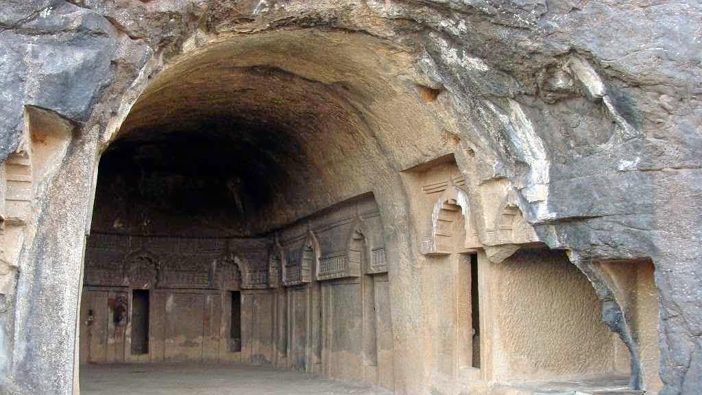 Bhairi Caves Overview