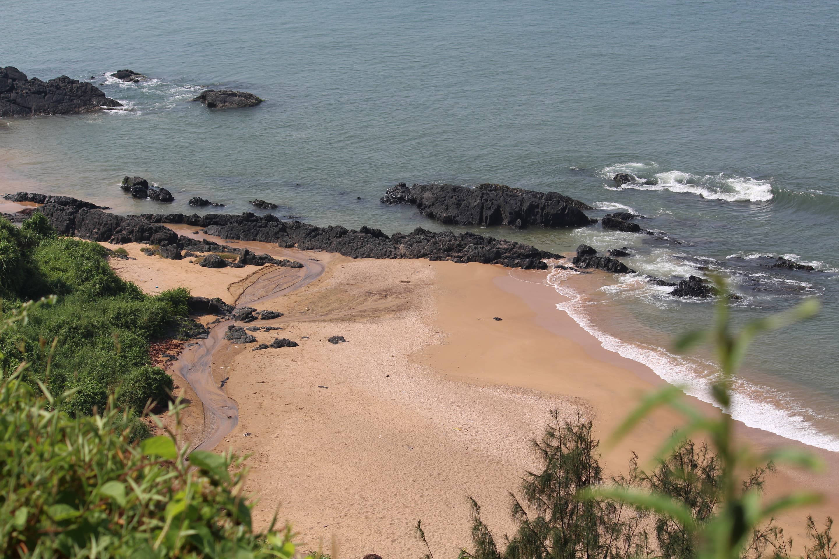 Grandmother's Hole Beach, Goa Overview