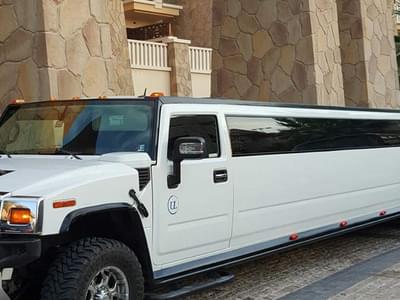 Get awed by the incredible Hummer limo ride