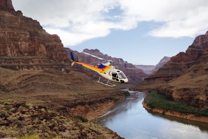Take a tour to Grand Canyon from Las Vegas in a helicopter