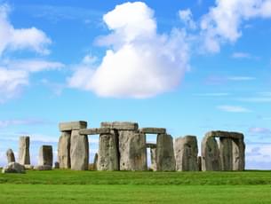 Visit Stonehenge, the most enigmatic World Heritage Sites in England 