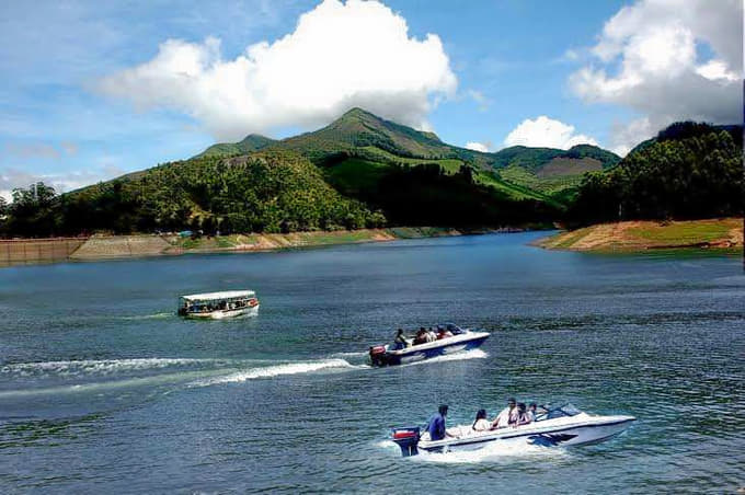 Mattupetty Dam Boating Munnar