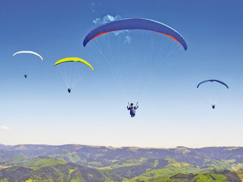 Paragliding In Pondicherry Image