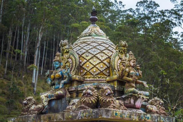 Admire the Intricate Dravidian Architecture