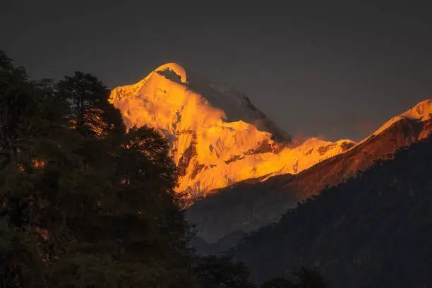 Witness Sunrise Over the Peaks