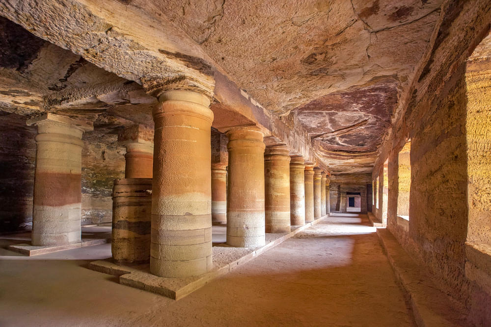 Bagh Caves Overview