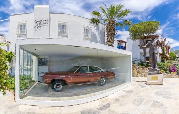 Zeki Muren Arts Museum