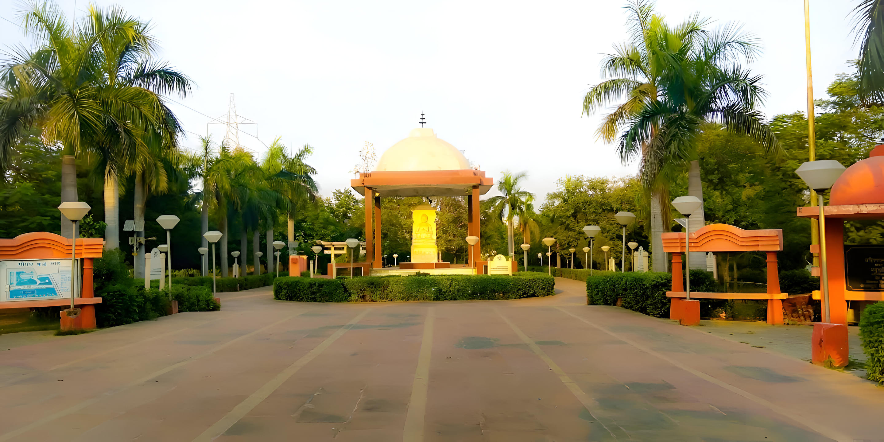 Gautam Buddha Park Overview