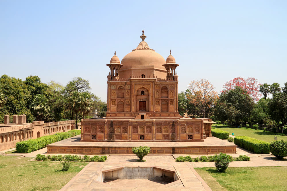 Khusro Bagh