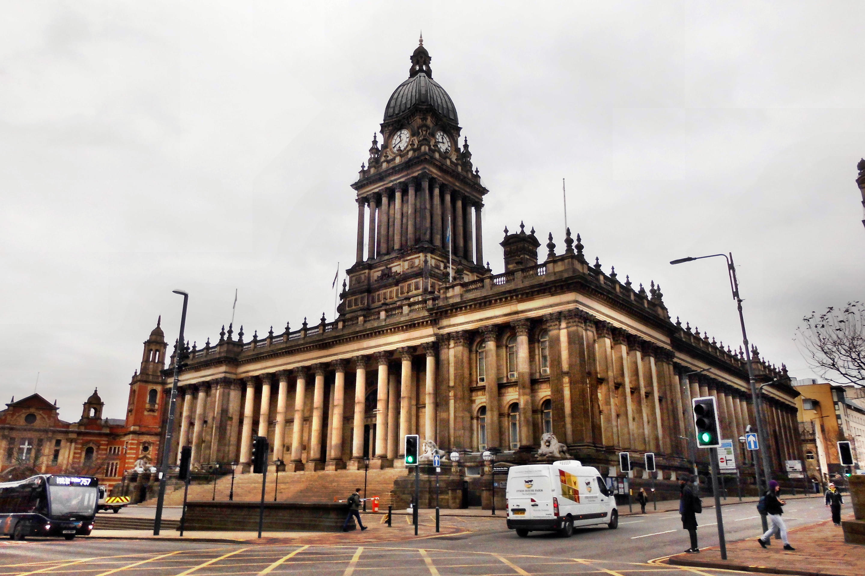 Leeds Town Hall Overview