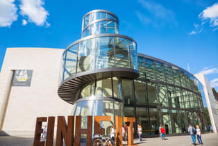 Qq8gmk8fb3xwvmv0hv9ksxlxp17m 1618664439 shutterstock 454793758