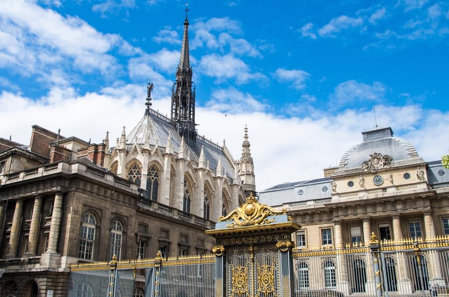 Explore the Palais de la Cité