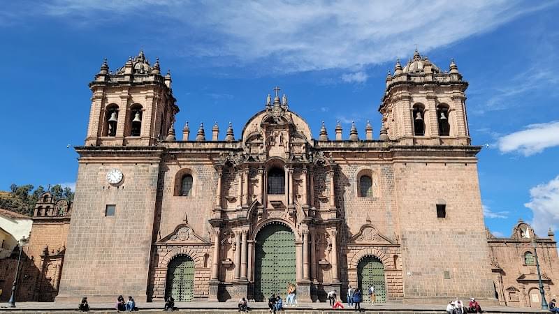 Plaza Mayor de Cusco Overview