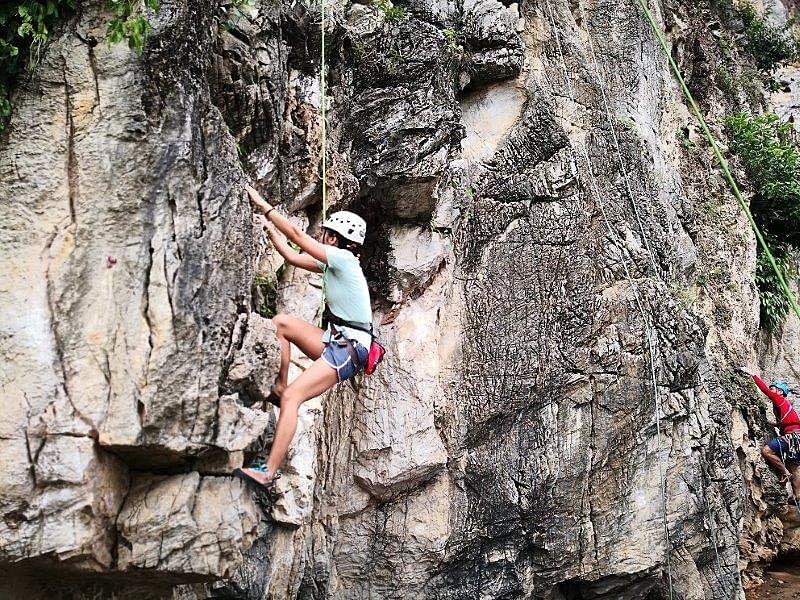 Pinnacles of Takun Rock Climbing Experience + Batu Cave