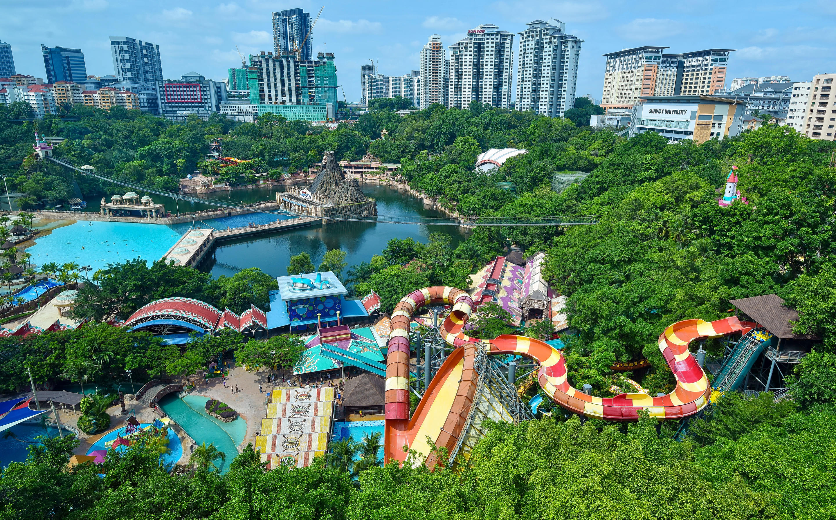 Sunway Lagoon Theme Park Overview