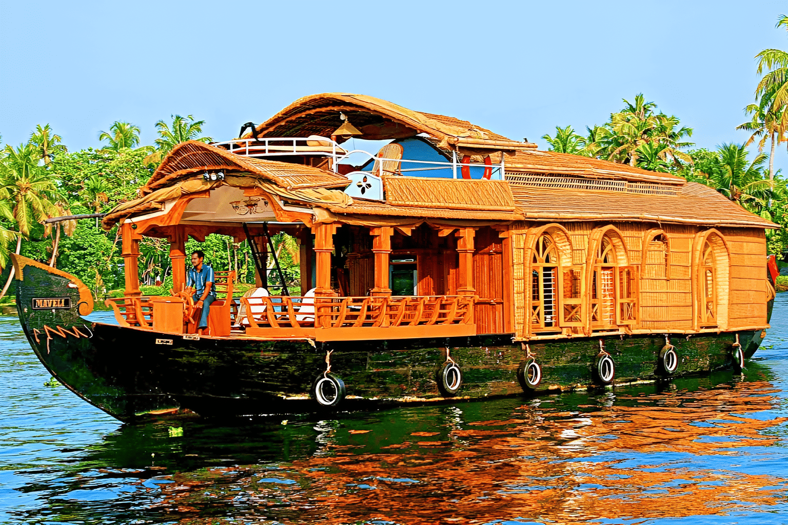 Alleppey Deluxe Houseboat Day Trip