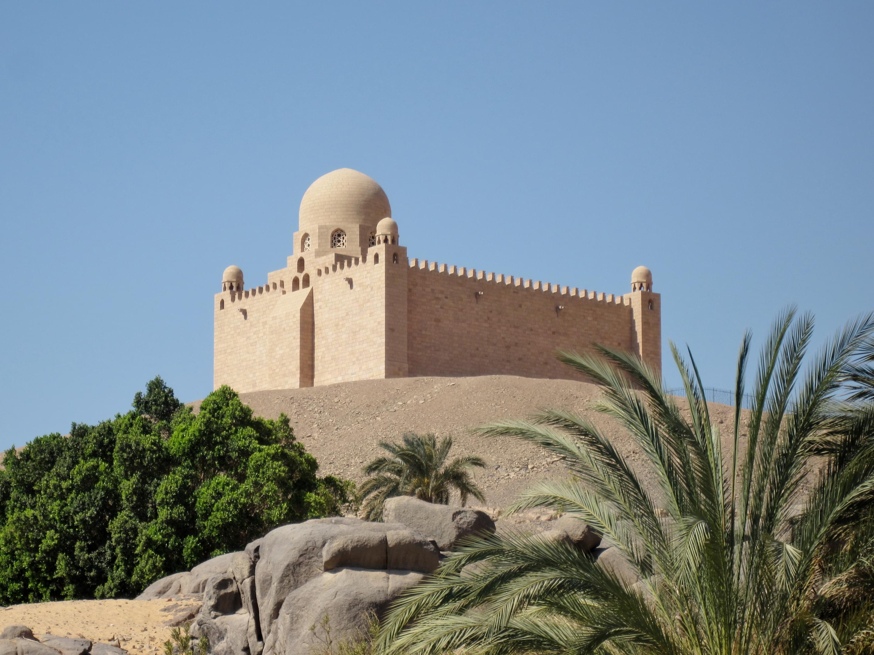 Aga Khan Mausoleum, Aswan Overview
