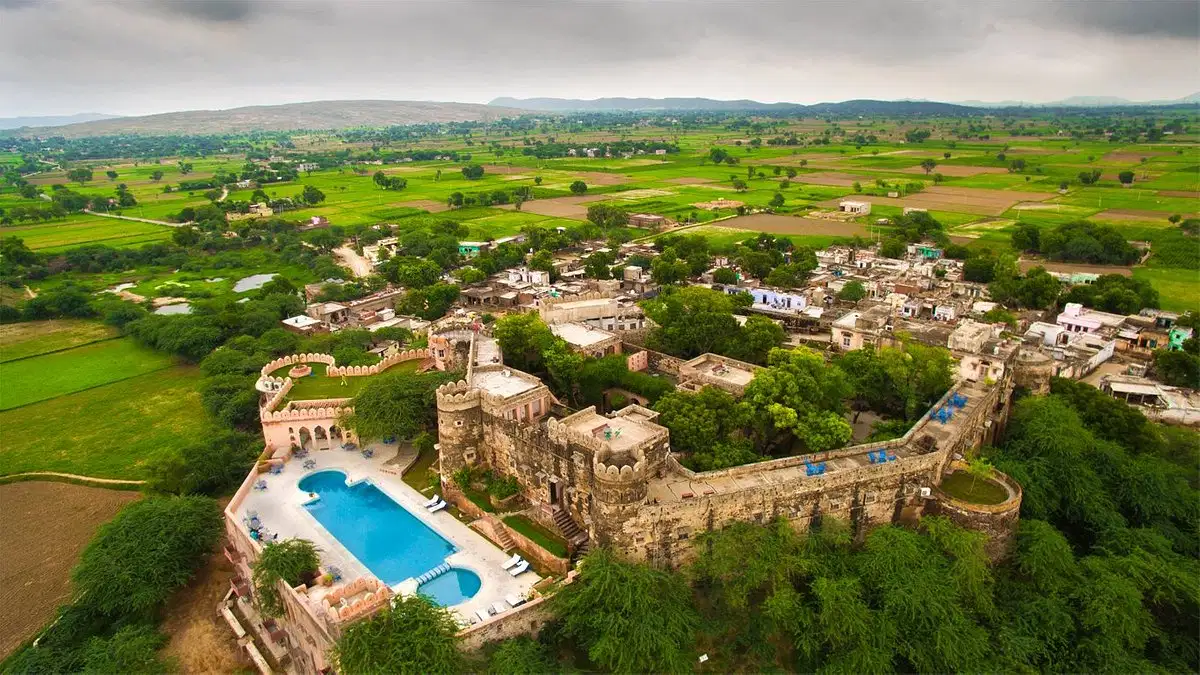 Neemrana Hill Fort, Kesroli | Luxury Staycation Deal