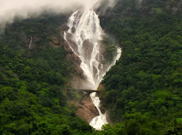 Premium Goa Tour with Dhudhsagar Waterfalls