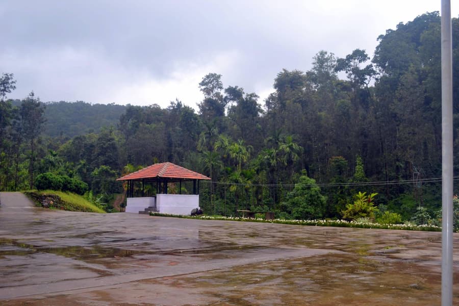 River Cross Estate Homestay, Chikmagalur Image