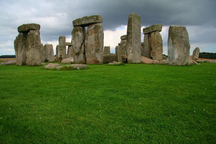 Stonehenge guided tours