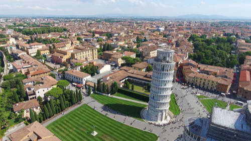 Location of leaning tower of pisa